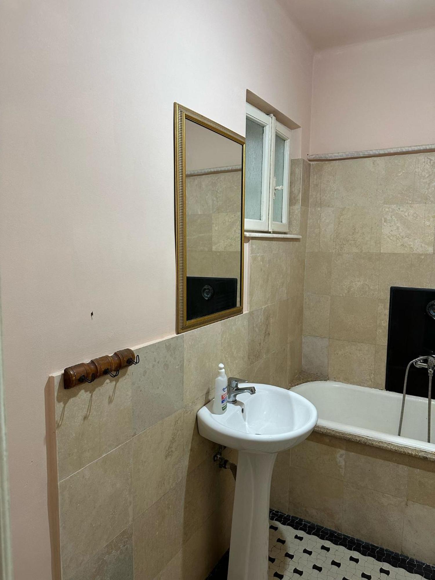 Old Town Apartment Next To Sea Констанца Экстерьер фото